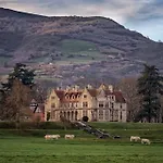 La Casa Del Rio. *