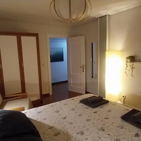 La Casa Del Rio. 度假居 La Serna (Cantabria)