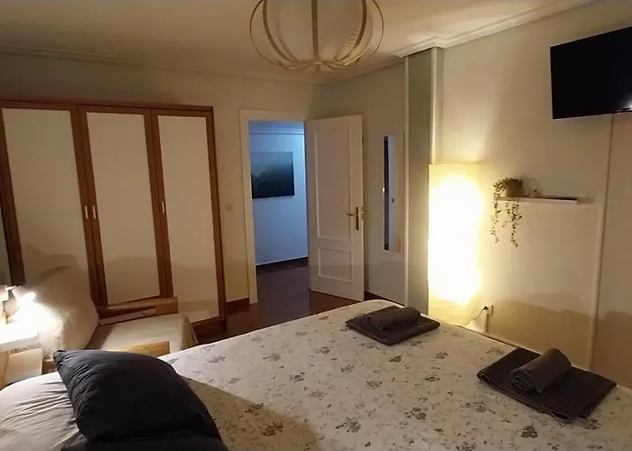 La Casa Del Rio. Holiday home La Serna (Cantabria)